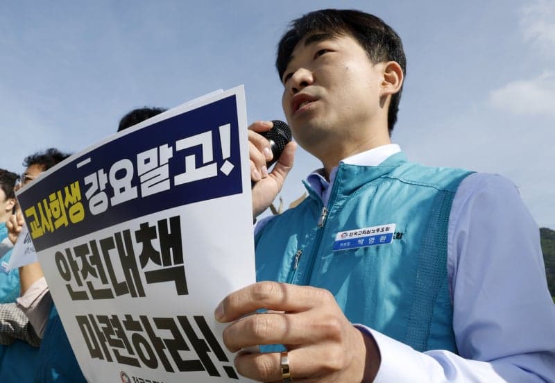 "왜 우리 애 사진은 5장뿐이냐" 초등교사의 울분, 630만명이 봤다