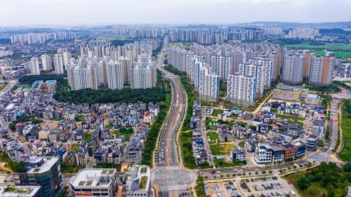 “겨우 버티다 결국”…경기 아파트 경매 한 달 새 30% 쑥