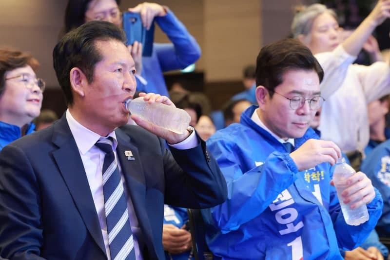 '복당 불허'에도 김관영 동정론…與 지도부 초비상