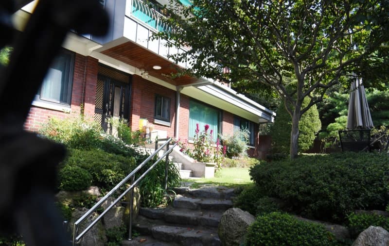 윤석열 부친 살았던 김만배 친누나 소유 연희동 주택, 경매 절차 돌입