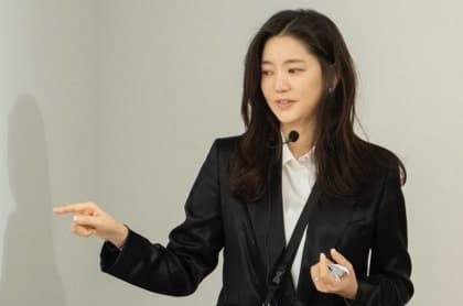 최태원 동거인 김희영, '첩 소문' 퍼뜨린 유튜버에 2000만원 배상 판결 받아