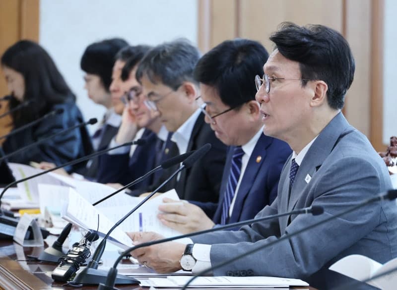 金총리 "복지는 권리…2040년까지 사회보장 선진국 수준 확대"