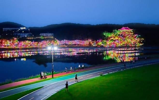 '한밤 빛의 향연' 경주 형산강 연등문화 축제 14일 팡파르, 동국대 WISE캠퍼스 주관