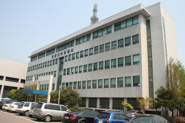 인천 영종도 아시아나항공 자회사 40대 근로자, 3층 건물 옥상서 추락 사망 "범죄 혐의점 없어"