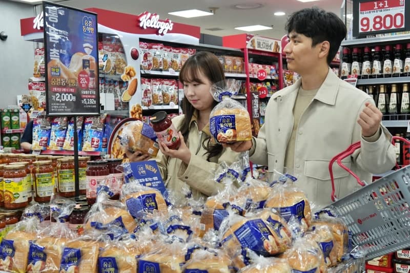 "2500원 통했다"…롯데마트 '숨결통식빵' 4주 만에 15만개 판매