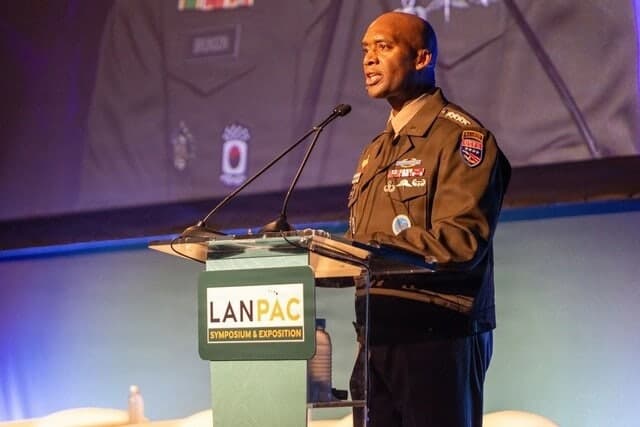 브런슨 "충분히 준비 안 된 일, 떠밀려 하면 잠 못 들 것"…전작권 조기 전환 이견