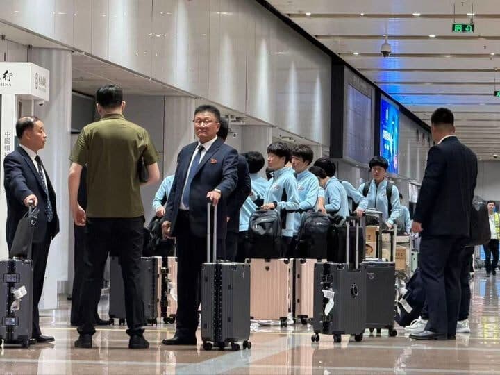 정부, 북한 여자축구팀 39명 방남 허가 승인…방문증명서 발급