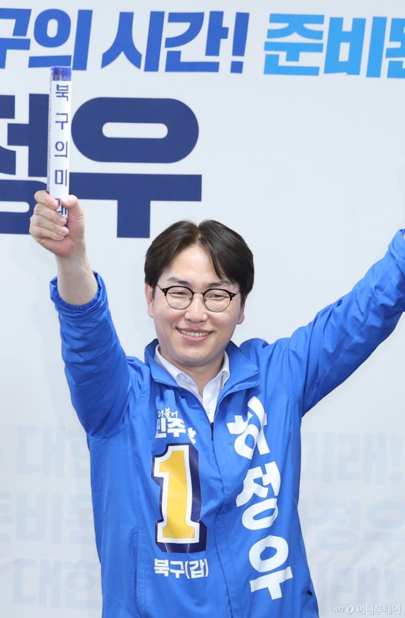'부산북갑' 하정우 39% 선두...한동훈과 단일화 시 접전