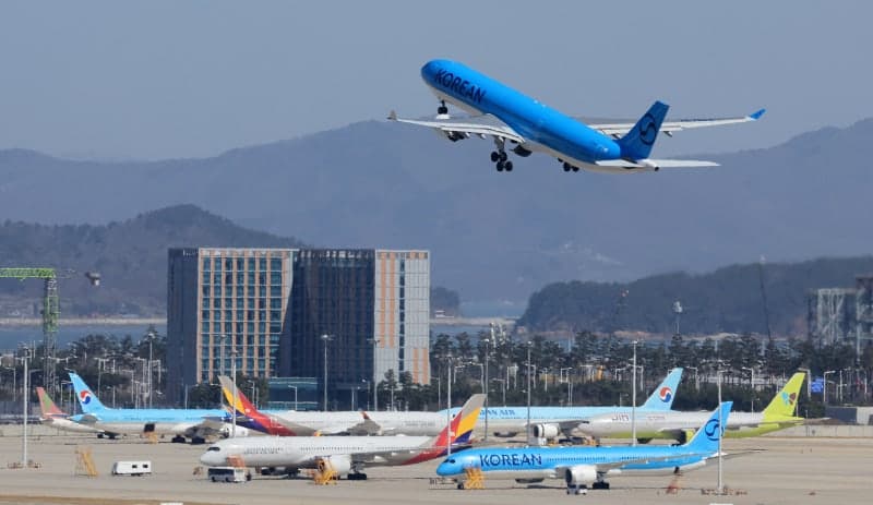 대한항공, 아시아나와 6년 만에 합병 절차 돌입…증권사 "주가 상승 요인, 4분기부터 시너지 기대"