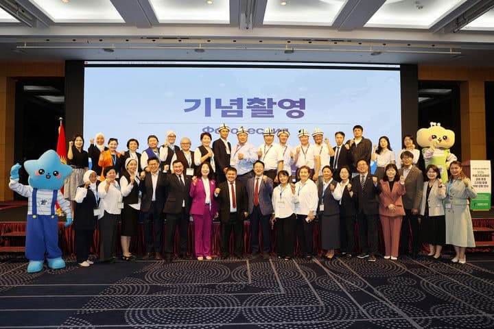 충북교육청, 키르기스스탄 교원 22명 초청 '디지털 교육 협력' 첫걸음