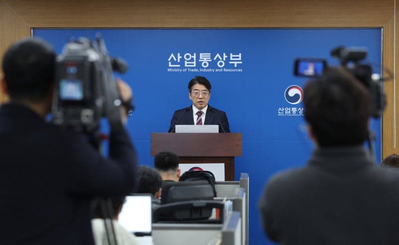 정부 "유가 100달러 아래로 내려와야 최고가격제 해제 검토"