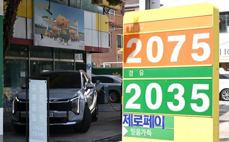“또 오른 연료비, 부담되네”… 고유가에 내연차 유지비 16% 급등, 전기차 웃었다