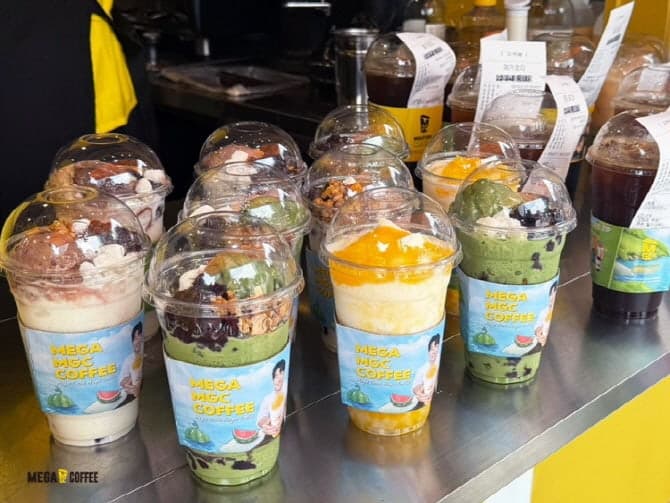"여름엔 컵빙수" 메가MGC커피, 2주 만에 220만 잔 돌파…'1초에 2잔' 팔렸다