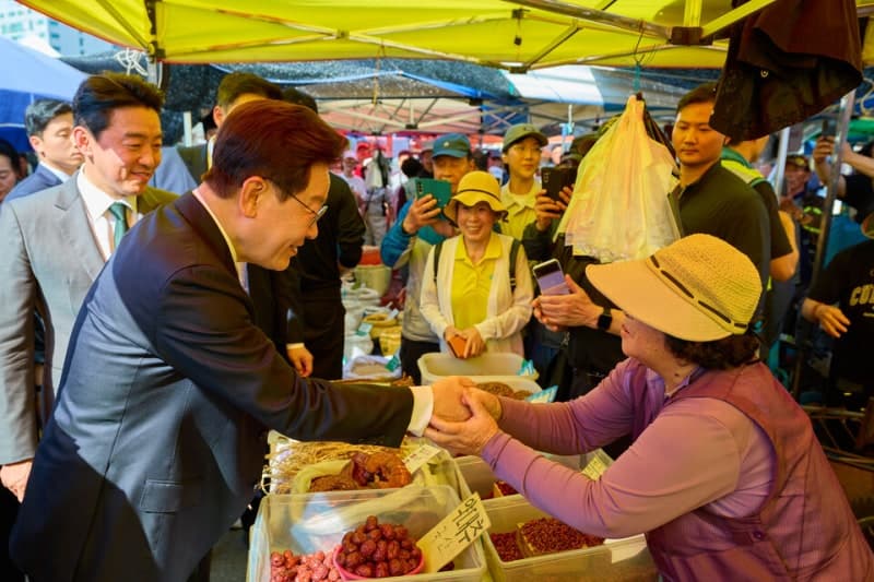민주당, '李대통령 시장방문' 野비판에 "날조 중단하라"