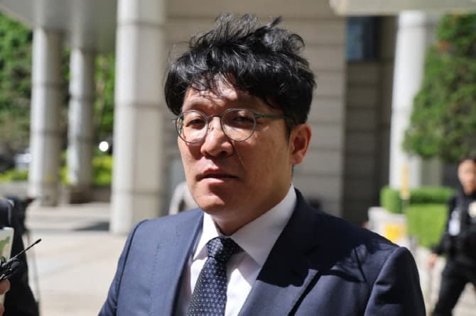 '김상민 전 검사 '리스비 대납' 사업가, 1심서 벌금 1천만원 선고
