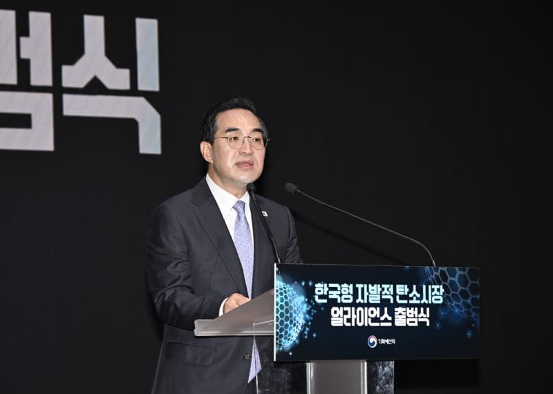 박홍근 장관, 핵융합에너지연구원 방문 "R&D 예산 감액 반성…재정투자 지속 확대"