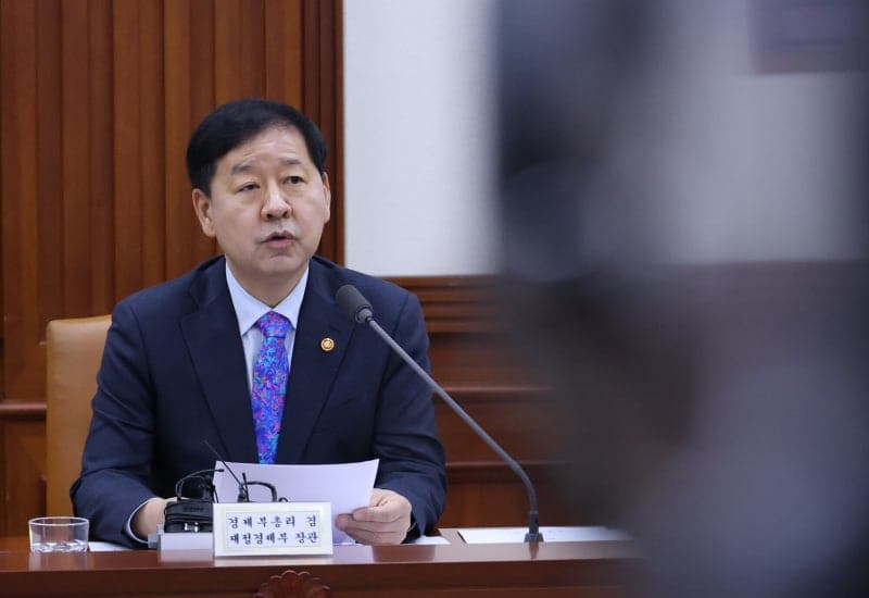 정부, 과천 경마장·태릉 골프장 주택 공급 1년 앞당겨 2029년 착공 추진