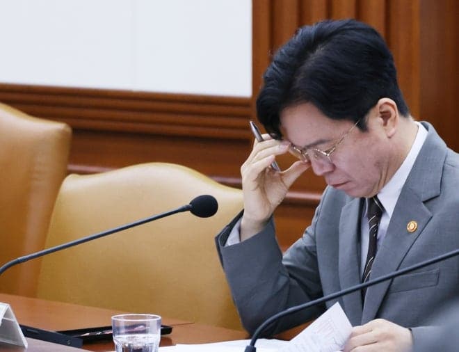 삼성전자 노사, 총파업 초읽기…경영진 대화 요청, 정부 긴급조정 언급
