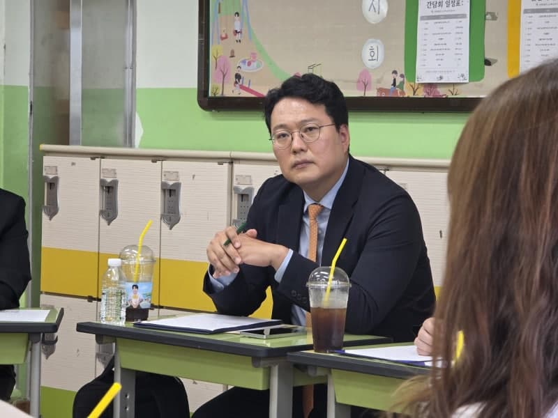 천하람, 스승의날 이준석 생기부 작성 체험 "지적 잘하고 관심 원함"…교사들 "민원 들어옵니다"