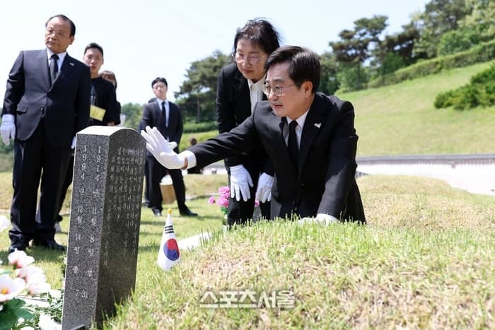 김동연 “오월 광주는 제 영원한 나침반, 앞으로도 광주정신이 가리키는 길 걷겠다”