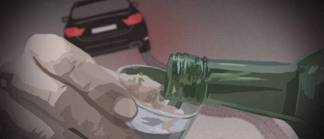 "다가오지 마!" 음주운전 제지 모친 신고에 격분, 경찰 흉기 협박 40대 실형
