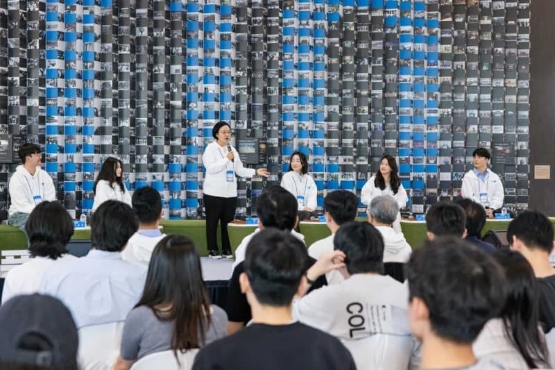 이 대통령, '모두의 창업' 6만명 몰려 "한성숙 장관 감사"…창업 중심 국가 길 열려