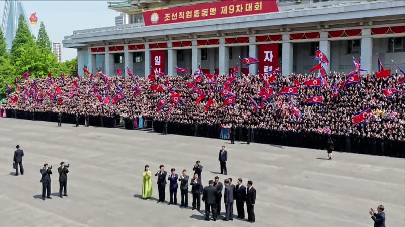 주북 중국대사 "북중 경제 교류·협력 강화"…원산 식품공장 방문 및 중국군 묘소 참배
