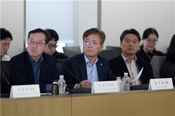 한은 "현금 없는 사회" 우려 속 화폐유통시스템 유지 노력 강조