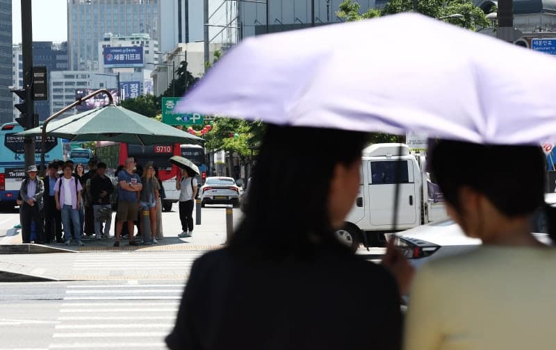 오늘 낮 최고 33도 '초여름 더위' 절정…일교차 유의