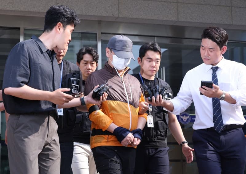 생일상 차려준 아들 사제총기로 살해한 60대, 항소심도 무기징역