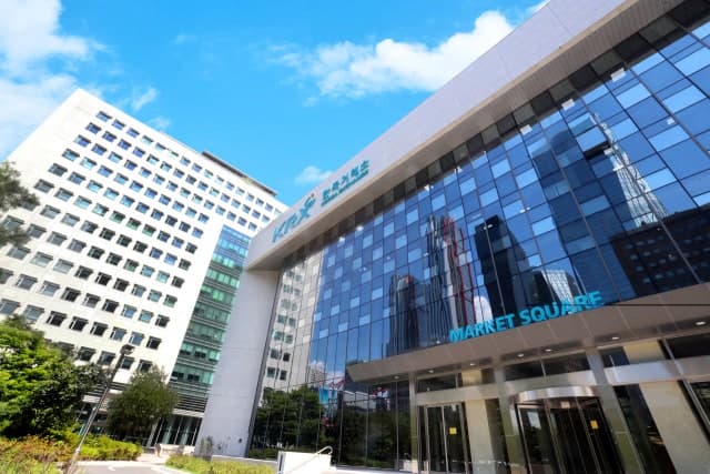 코스피 1분기 영업익 176% 급증…코스닥도 78%↑ "전기전자·IT서비스 호조"