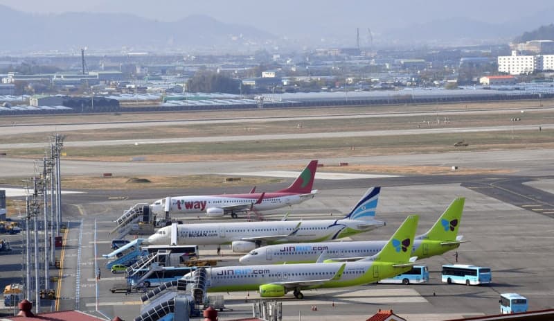 “또 김해공항 드론 의심 물체” 출현…1시간가량 항공기 이착륙 차질