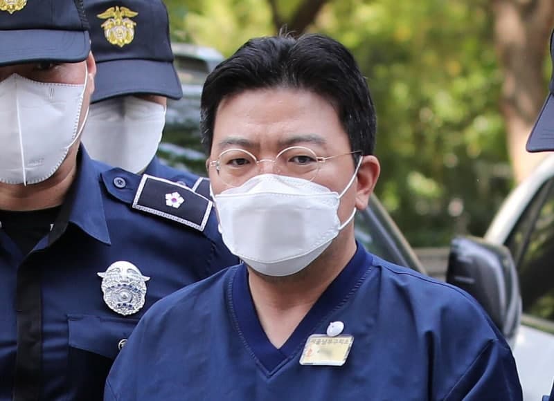 대법, 'SG발 주가폭락' 라덕연 파기환송…"CFD 주문도 시세조종"