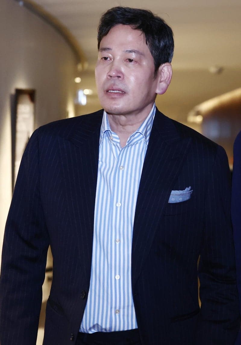정용진, 스벅 '탱크데이' 파장으로 명예훼손 고발당해