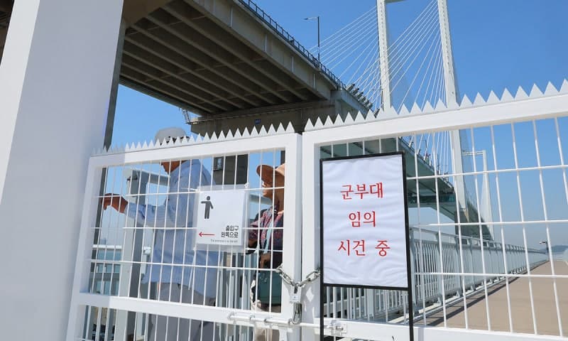 "보안성 확보 안돼"…'기네스북' 청라하늘대교 관광시설에 군 당국 자물쇠 '꽉'