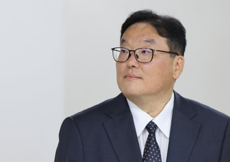 '쿠팡 수사무마 의혹' 엄희준·김동희 검사 첫 공판, 엄희준 "짜맞추기식 기소" 혐의 전면 부인