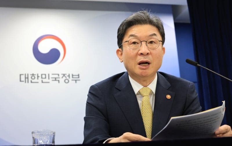 이억원 "외국인 통합계좌, 국내주식에서 ETF로 확대…자본시장 글로벌화 추진"