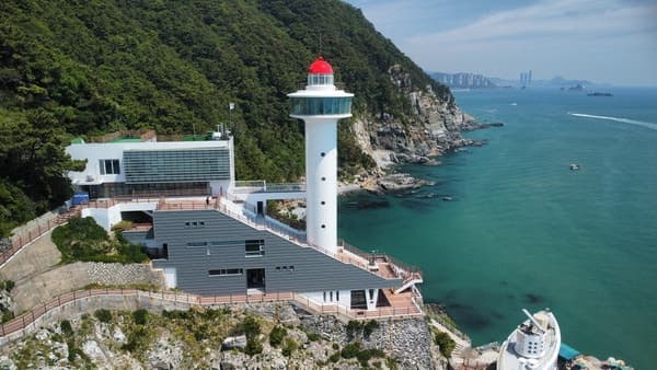 새단장 영도등대에서 "특별한 하룻밤 보내세요" 2026년 올해의 등대 숙소 개방