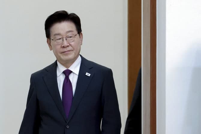 李 대통령, 돈의동 쪽방촌 방문 "월세 30만원, 너무 비싼 것 아니냐"