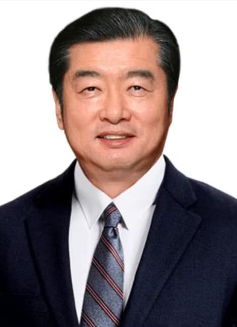 '여직원 성폭행 시도' 김용만 김가네 회장, 1심 징역 3년·집유 5년