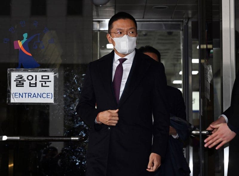 법원 "LG 맏사위 윤관, 삼부토건 손자에 '차용증 없는 현금 2억' 갚아야"…2심 승소