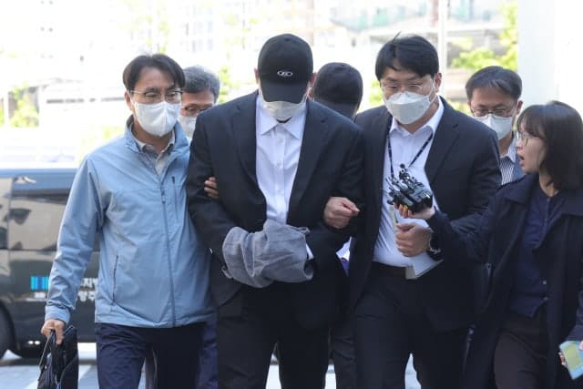 '김창민 감독 사망 사건' 피의자 2명, '살인죄' 적용 구속기소