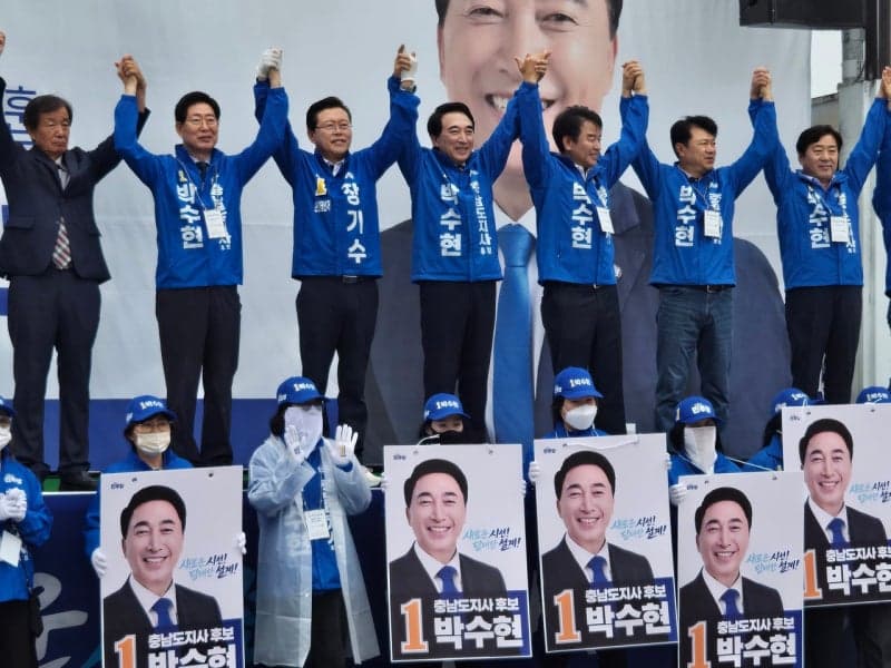 김태흠 "4년간 그린 충남의 밑그림 제가 완성하겠다"…박수현 "내란 심판이 지방선거 완성"