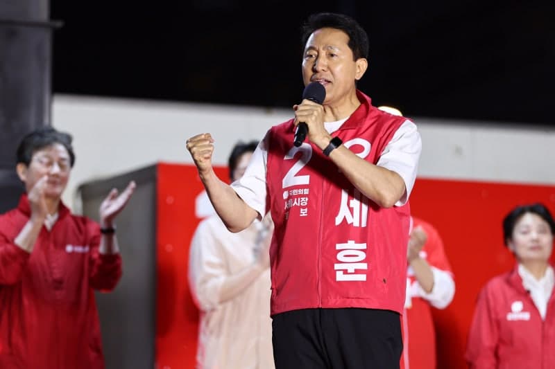 오세훈, 청계광장서 출정식 "李대통령, 정원오 AS하며 관권선거…정신 번쩍나게 서울 지켜달라"
