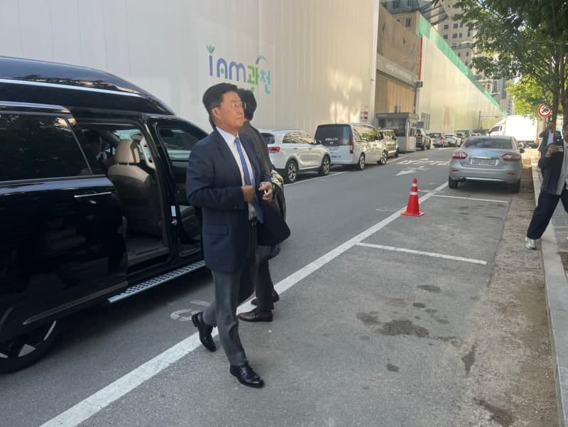홍장원 전 국정원 1차장, '계엄 옹호' 피의자 전환