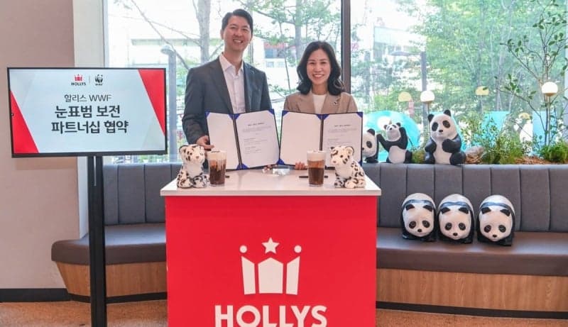 "자연 보전 앞장" 할리스, WWF와 손잡고 '눈표범 아인슈페너' 출시…기부 연계