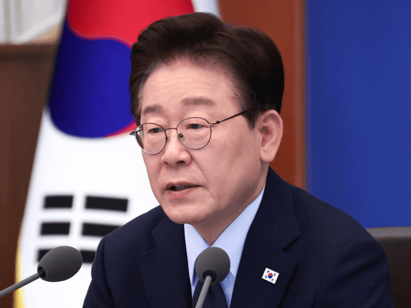이 대통령 지지율 64% 역대급, 지방선거 여당 우세