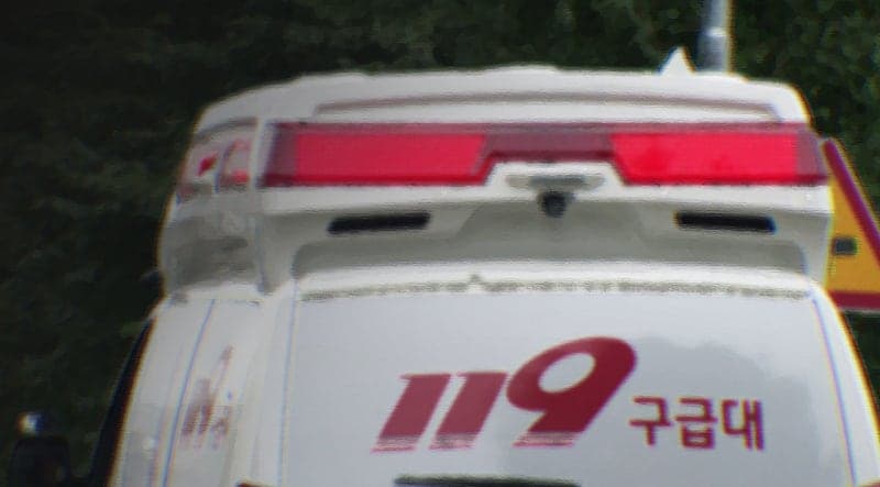 인천 벽돌공장서 난간 설치 중 4m 아래로 추락, 지상 작업자와 충돌해 2명 사상