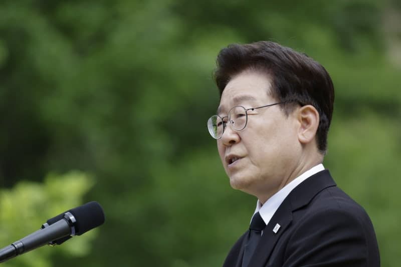 이재명 대통령, 北 내고향여자축구단 우승 축하 "공은 둥글고 또 다시 만나게 될 것"