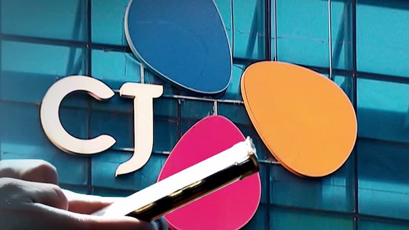 경찰, CJ 여성 직원 330명 개인정보 유출 수사 착수…"가족 사진까지 털렸다"